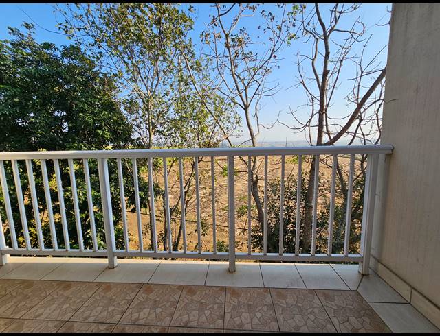 1 BEDROOM APARTMENT FOR SALE IN MANOR ESTATES